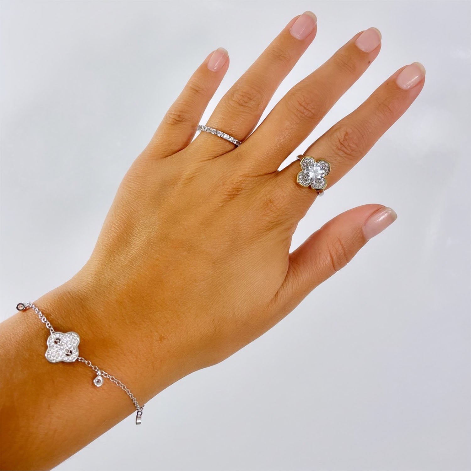 Cara Pave CZ Diamond Clover Bracelet, Silver - Zahra Jewelry