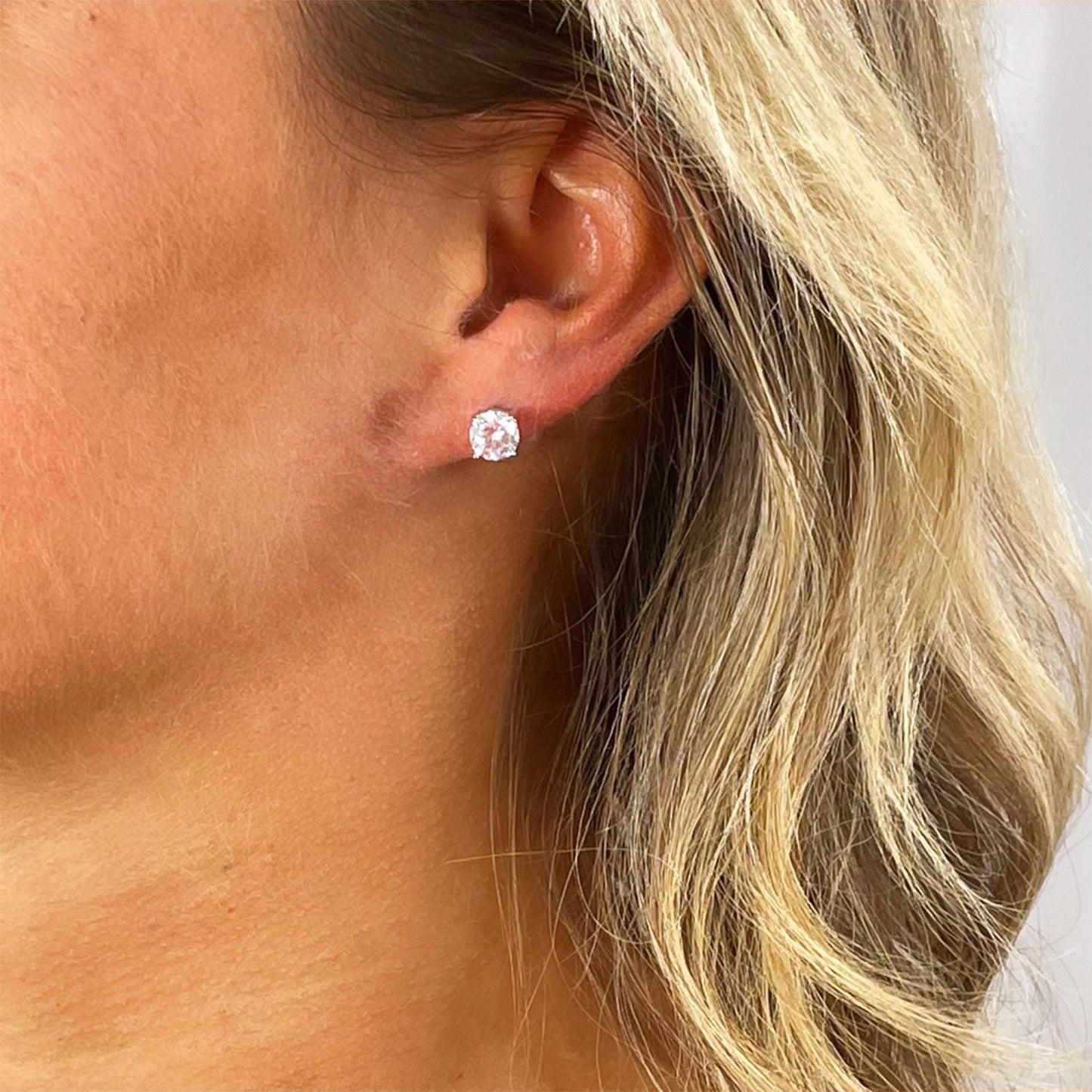 Sophie 1.5 Ct. Round CZ Diamond Stud Earrings, Silver - Zahra Jewelry
